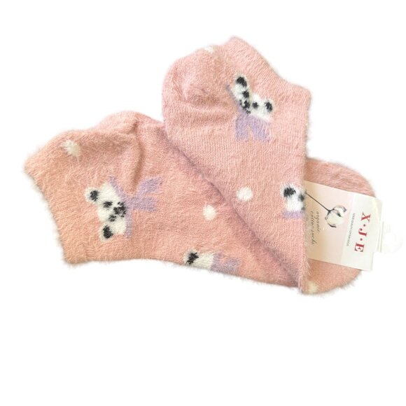 Adorable Baby Pink Panda Print Socks for Kids – Cozy Winter Christmas Collection - Picture 1 of 2